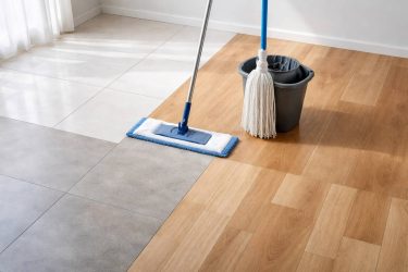 Qué mopa y fregona elegir según el tipo de suelo: porcelánico, laminado, parquet y vinilo Qué mopa y fregona elegir según el tipo de suelo: porcelánico, laminado, parquet y vinilo